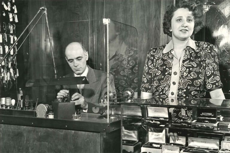 EXPLORE OUR FAMILY HISTORY EXPLORE OUR FAMILY HISTORY